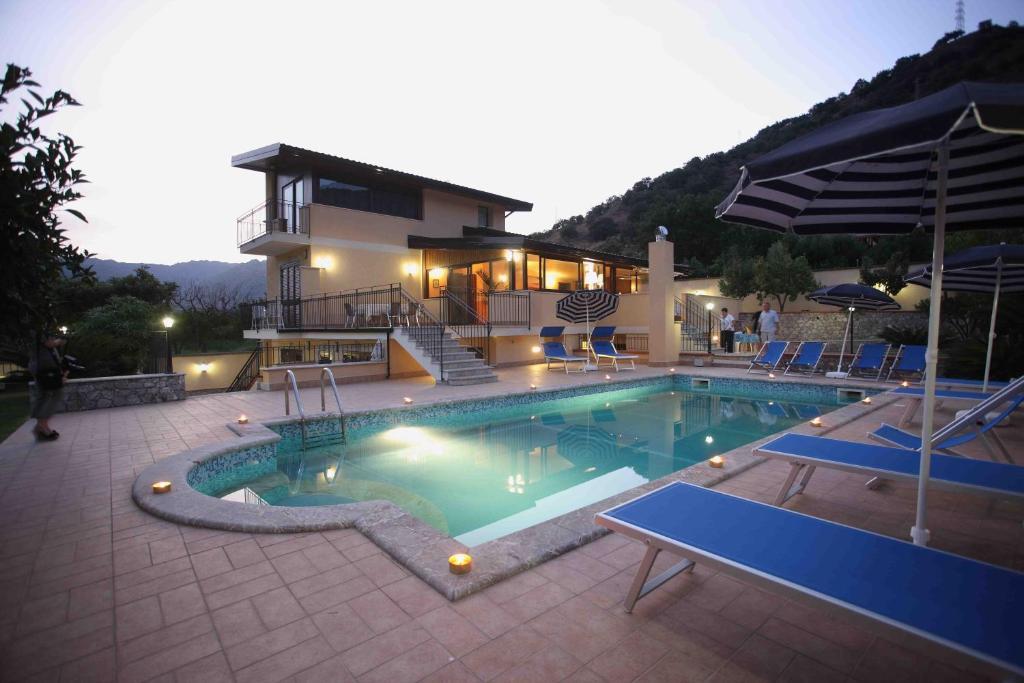 Villa Veronica Giardini-Naxos Exterior foto